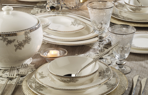 Royal Canterbury Liberty Platinum 72 Parca Yemek Takımı (1)