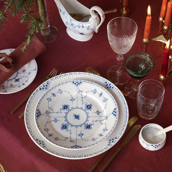 Royal Copenhagen Blue Fluted Half Lace Tabak 22 cm - 2