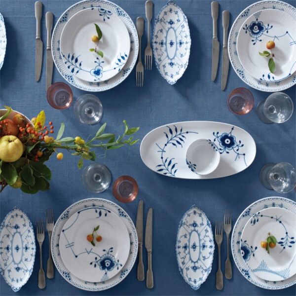 Royal Copenhagen Blue Fluted Half Lace Tabak 27 cm - 2