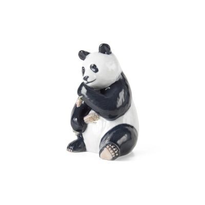 Royal Copenhagen Yemek Yiyen Panda Biblo 18 cm (1)