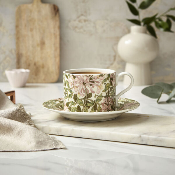 Spode x Morris & Co. Honeysuckle Porselen Çay Fincanı ve Tabak - 3