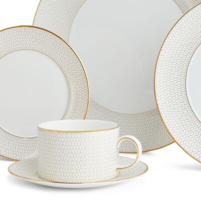 Wedgwood Gio Gold Fine Bone 5 Parça Yemek Takımı (1)