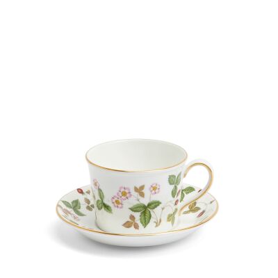 Wedgwood Wild Strawberry Fine Bone Çay Fincanı ve Tabağı 160 ml