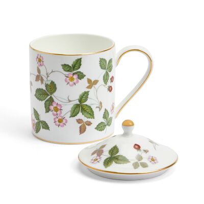 Wedgwood Wild Strawberry Fine Bone Kapaklı Kupa 500 ml (1)