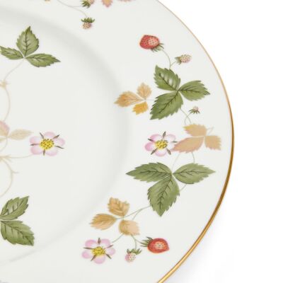 Wedgwood Wild Strawberry Fine Bone Servis Tabağı 27 cm - 3