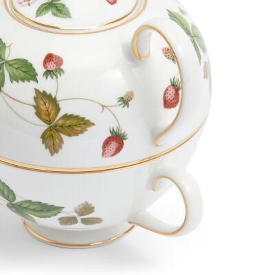 Wedgwood Wild Strawberry Fine Bone Tek Kişilik Çay Seti - 560 ml (1)