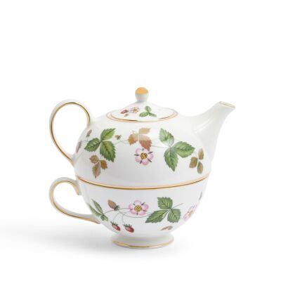 Wedgwood Wild Strawberry Fine Bone Tek Kişilik Çay Seti - 560 ml - 4