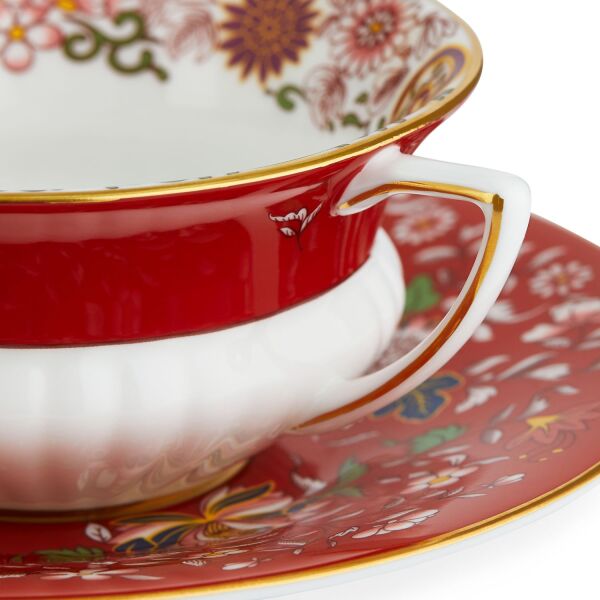 Wedgwood Wonderlust Crimson Orient Fine Bone Çay Fincanı ve Tabağı 150 ml - 2